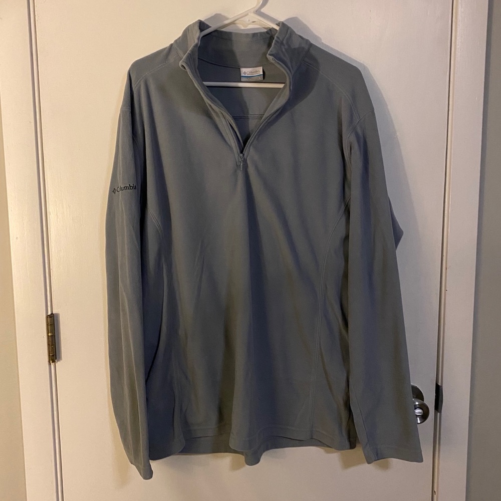 SOLD Columbia Men’s Large Quarter Zip Fleece